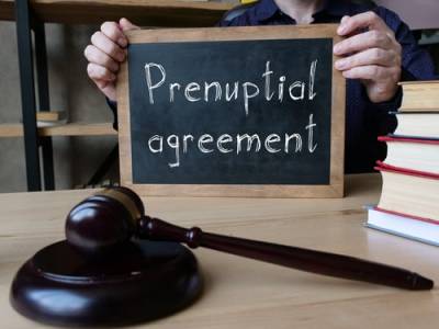 illinois prenup lawyer